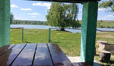 Альтанки та пляж